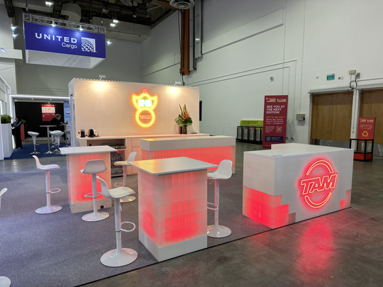 Illuminated Cocktail Table (Type A)