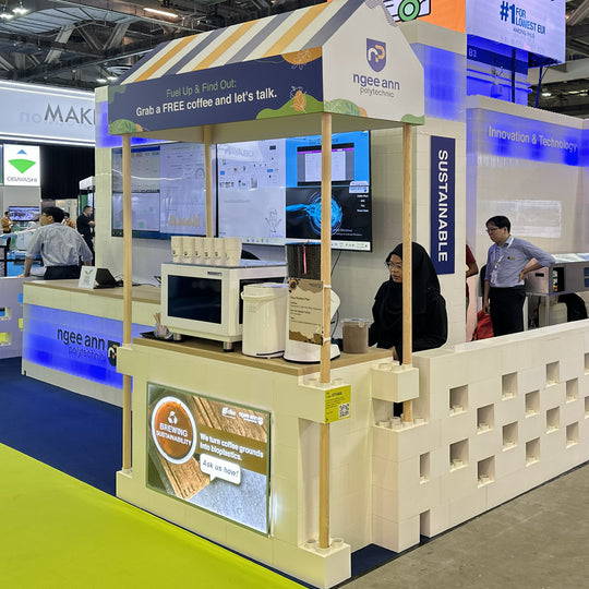 Market Stall with Canopy (Indoors)