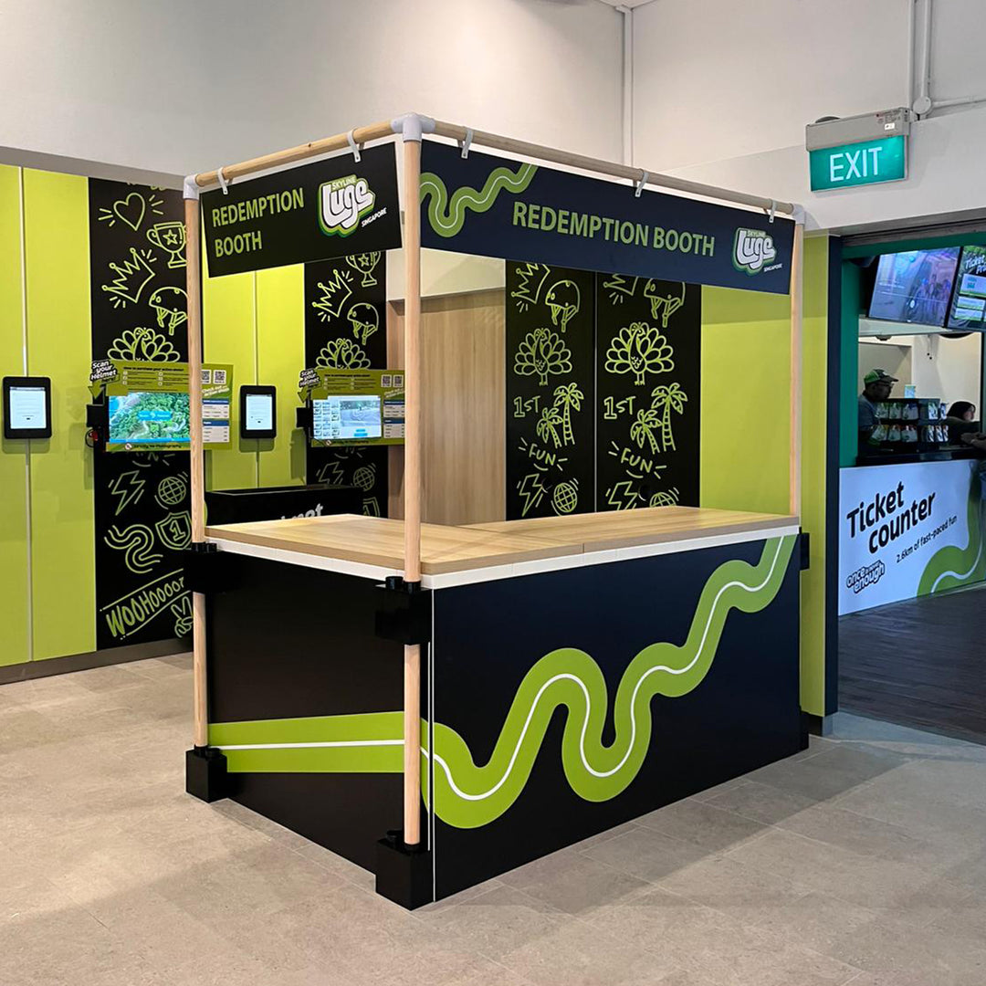 L-Shaped Market Stall (Right)